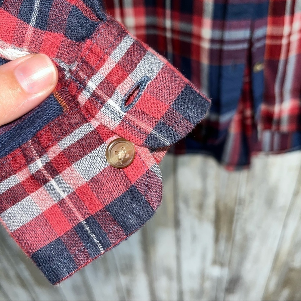 American Eagle Boyfriend Fit Red & Blue Plaid Button Down - Picture 3 of 5